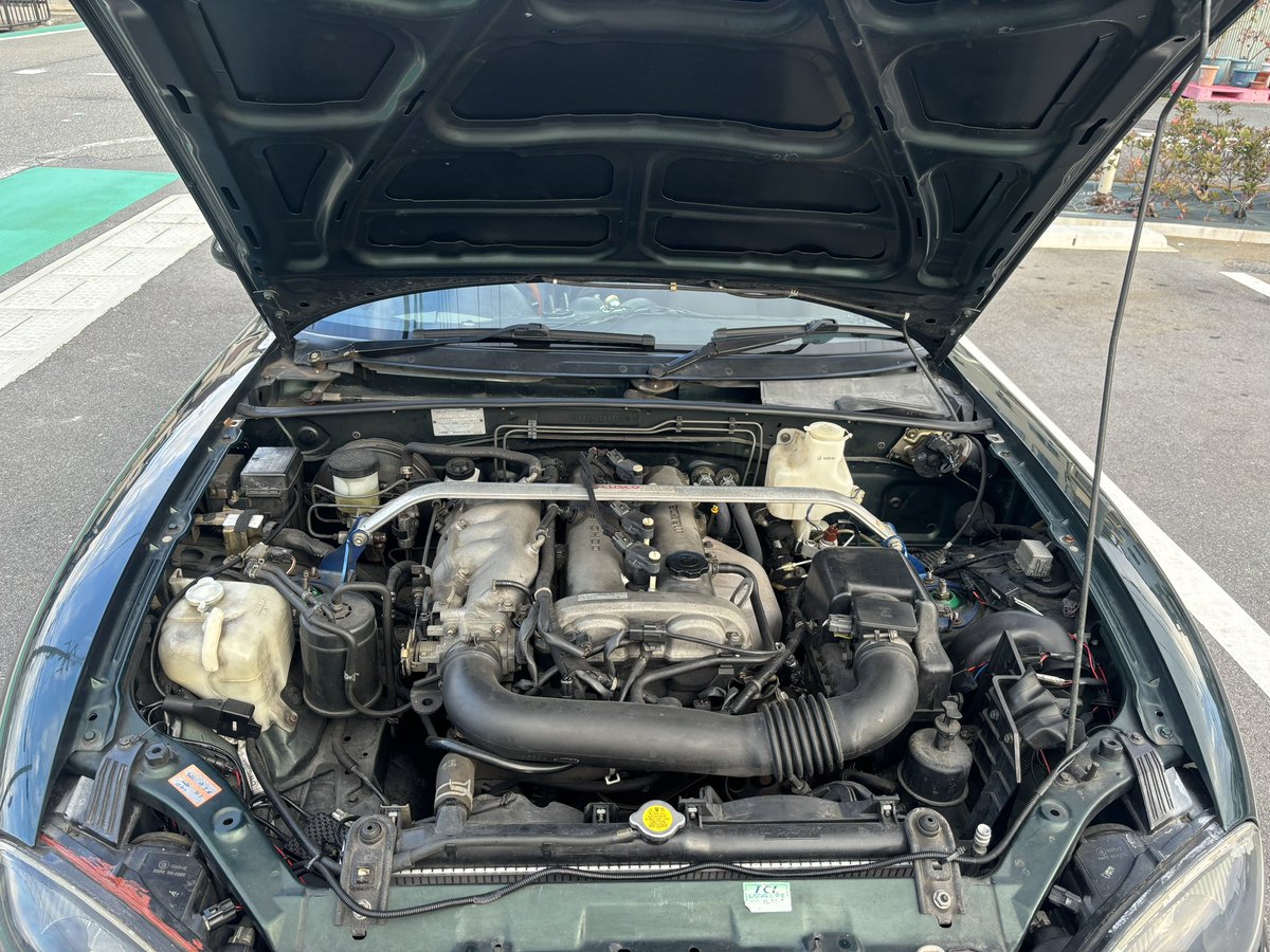 yyy_3232's tweet photo. どなたか私のロスタ買いませんか？🙋🏻‍♀️
50万以内
DMください🙌🏼

NB8C
21.9万キロ
車検R8年10月

去年8月～11月にかけて新品交換したもの
👇🏻
クラッチ 
レリーズベアリング 
マスターシリンダー 
ヒーターホース 
ブレーキ 
トー調整もしたので真っ直ぐ走ります！

#車売ります
#ロードスター売ります https://t.co/x7oGvpQty8