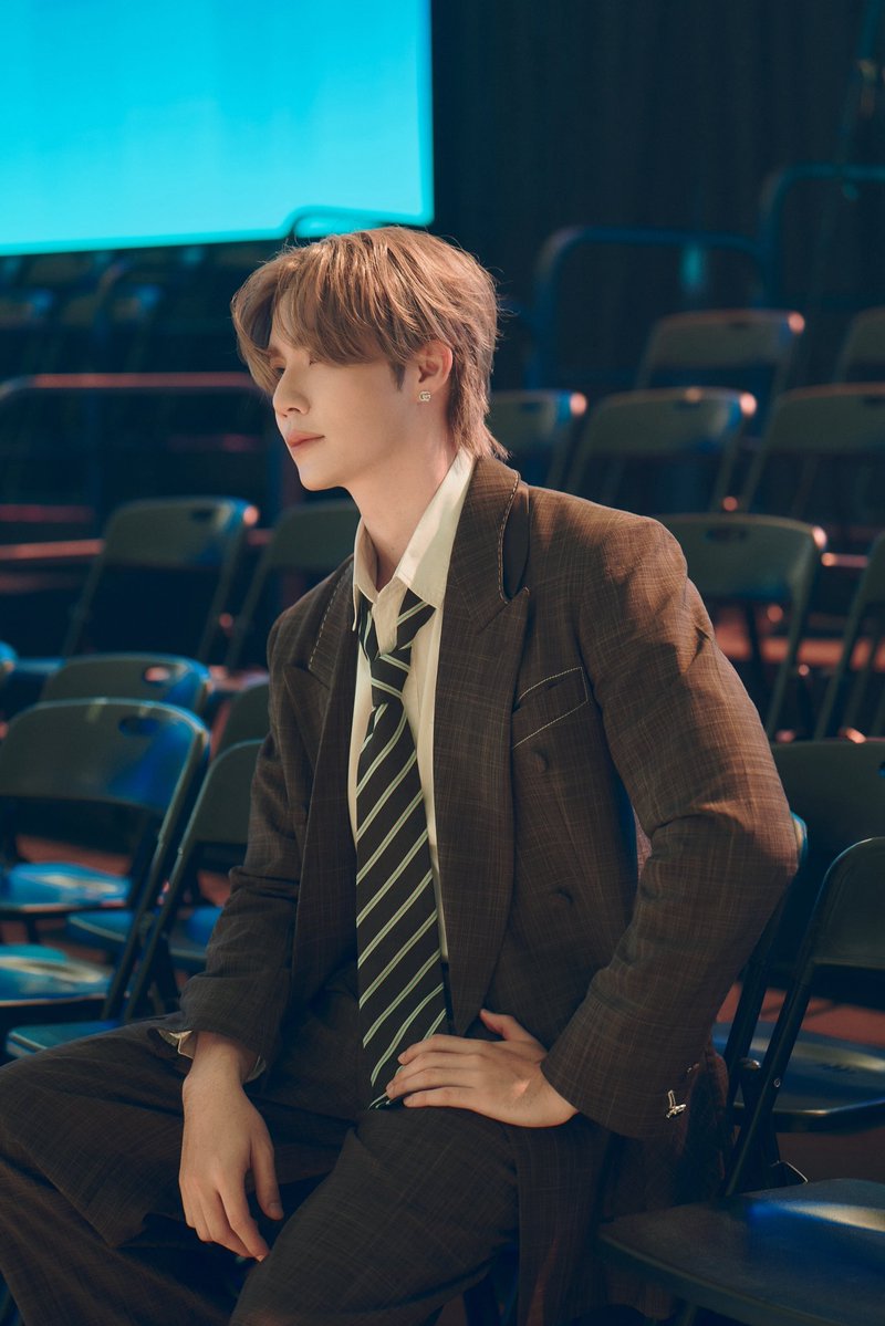 zee_pruk's tweet image. ขอบคุณทุกคนมากครับที่ support ไว้เจอกันใหม่ครับ รักเสมอ 🖤🤎

#MÜNNXZeePruk
#SeoulFashionWeek