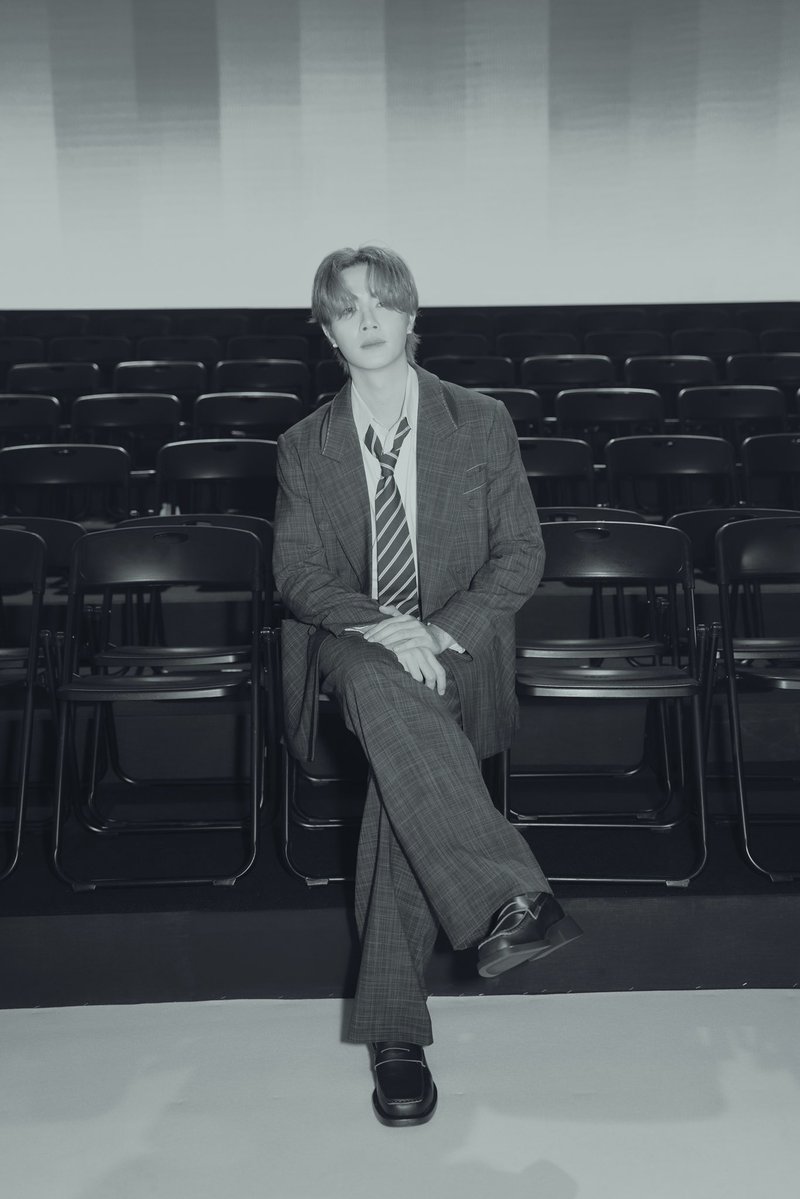 zee_pruk's tweet image. ขอบคุณทุกคนมากครับที่ support ไว้เจอกันใหม่ครับ รักเสมอ 🖤🤎

#MÜNNXZeePruk
#SeoulFashionWeek