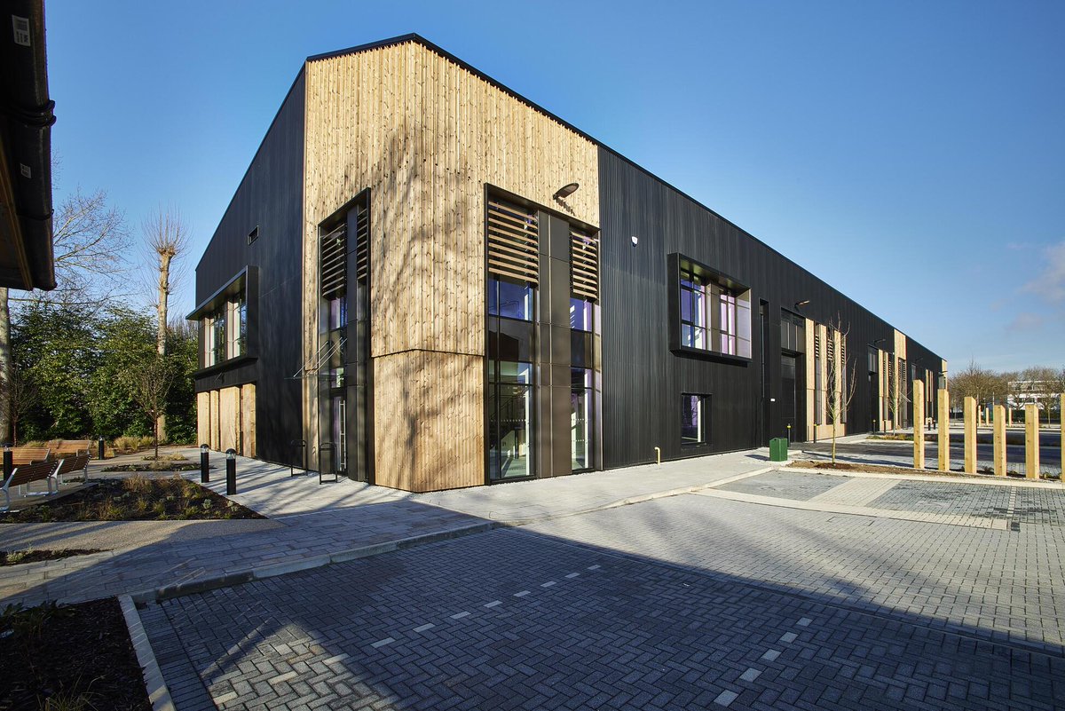 Dudley's Aluminium tweet media