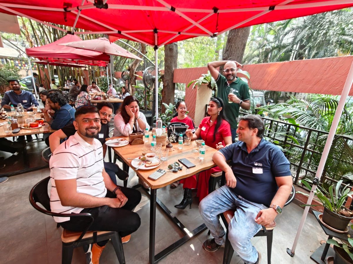 TheISBAlumni's tweet image. A refreshing morning of conversations, connections, and camaraderie as Pune alumni came together for the ISBAA Breakfast Meet-Up on 31 January 2026 at Loam, Kalyani Nagar.

#ISBAAPune #ISBAlumni #PuneChapter #BreakfastMeetUp #AlumniConnect #CommunityMoments