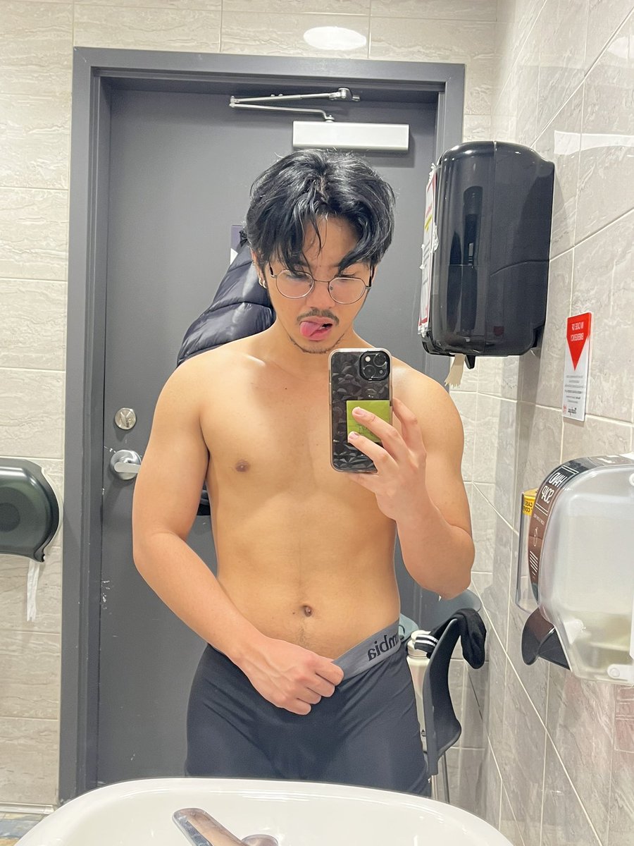 wbdump_'s tweet photo. nag sasal sa—— 🎶🎶 https://t.co/MdOPg31Nol
