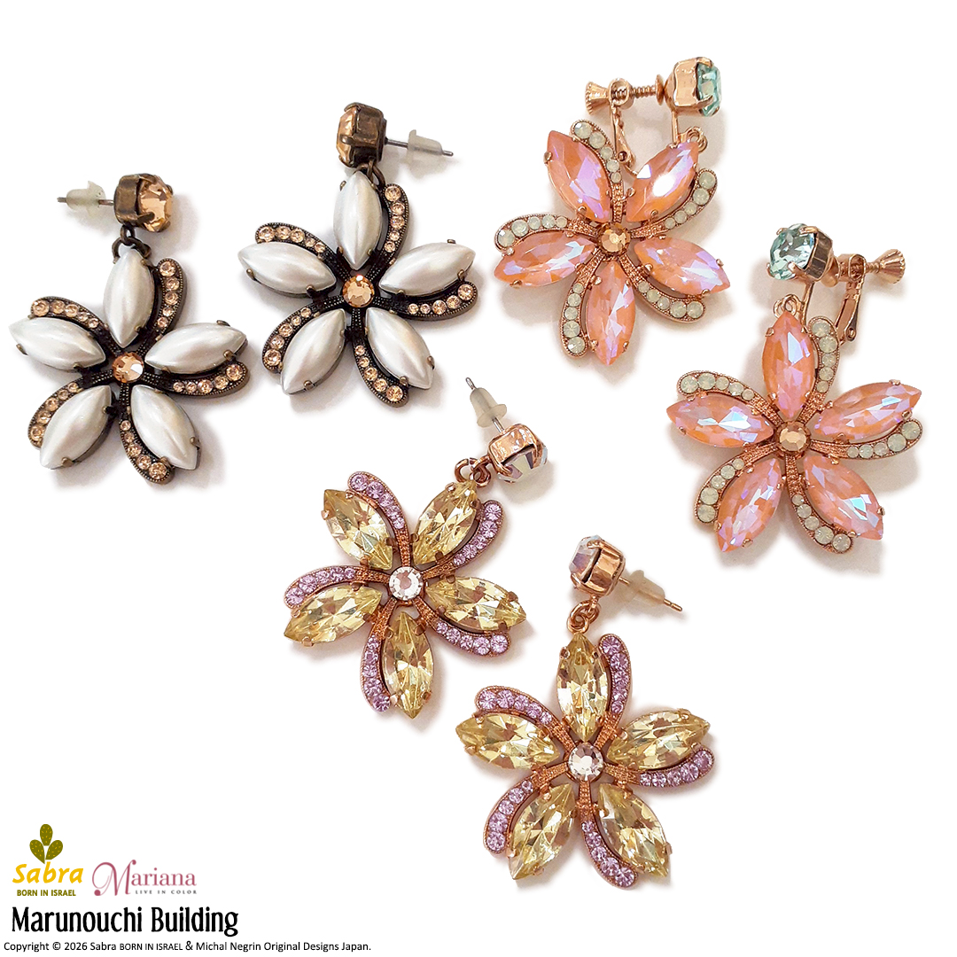 マリアナの大きめモチーフピアス＆イヤリング💎✨ 同じデザインでも