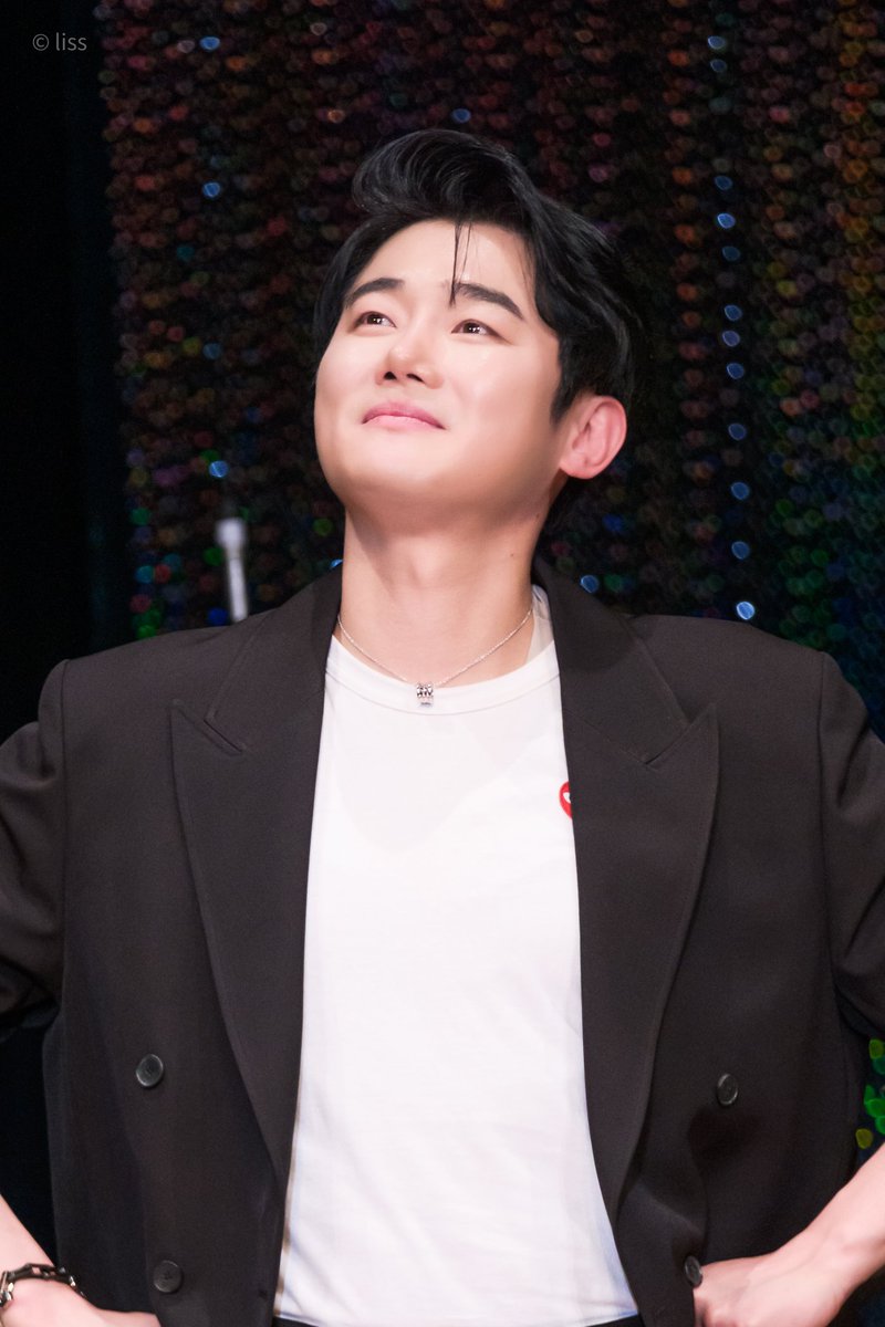 리스_pic tweet media