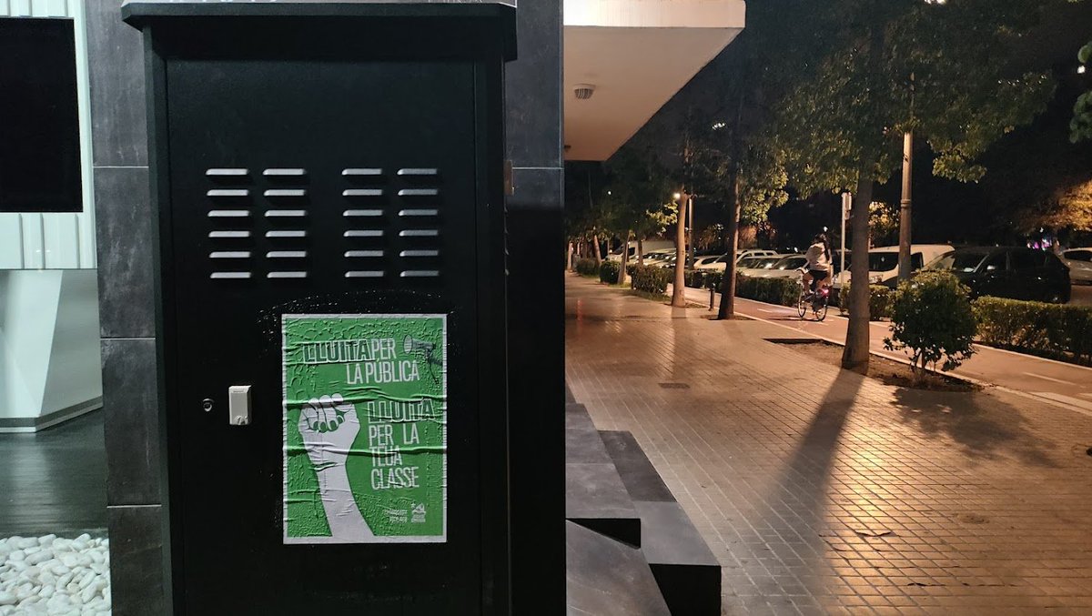 Lluitar per una educació pública, gratuïta, inclusiva i en valencià és lluitar per la nostra classe, és a dir, pel dret a instruir-nos en la nostra cultura i llengua i per l'elevació de la consciència de la classe obrera.

Els carrers valencians ja ho saben!