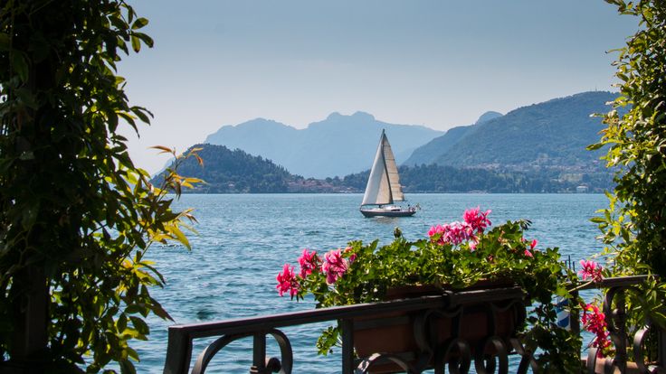naturaholic's tweet image. Lake Como, Italy
