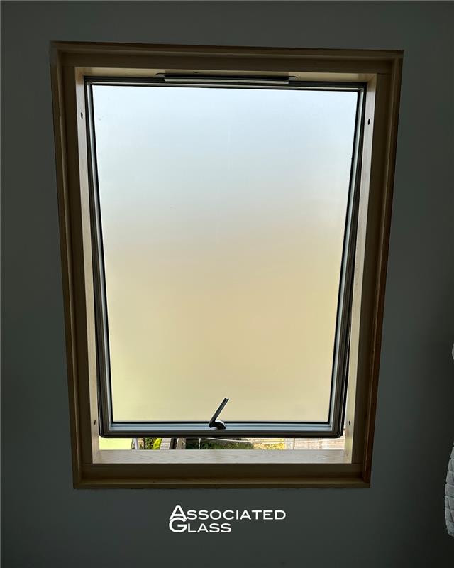 Designed for bathrooms where privacy matters.

This #opaquewindow allows #naturallight to fill the space while maintaining #privacy, with practical #ventilation to support comfort and everyday airflow 🛁🪟

If you’re planning a bathroom upgrade, call us on 📞 020 8508 3821.