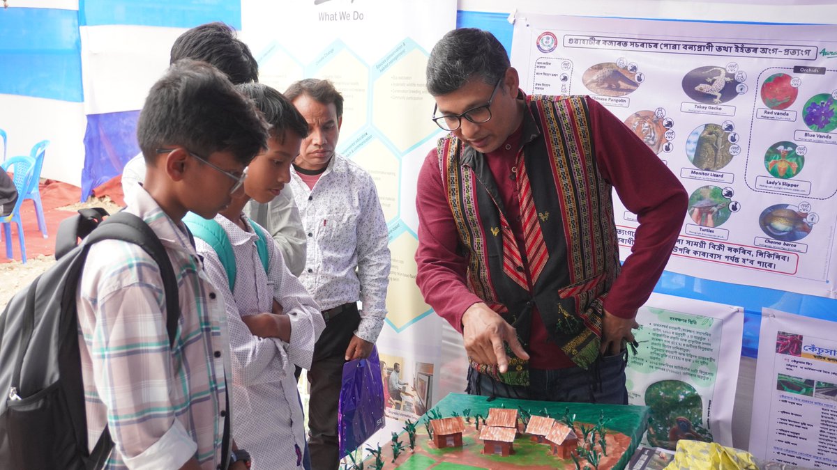 aaranyak's tweet photo. 💚 Aaranyak at #AsomSahityaSabha 2026

Aaranyak showcased the science behind conservation at the 12th Special Pancharatna–Guwahati Session from Jan 31-Feb 3 at Srimanta Sankardeva Kalakshetra in Guwahati.

Through an interactive stall at the Science Exhibition, our research-driven and tech-enabled initiatives engaged litterateurs, teachers, researchers, students and the wider community.

#ScienceForConservation #Biodiversity #NortheastIndia #Aaranyak