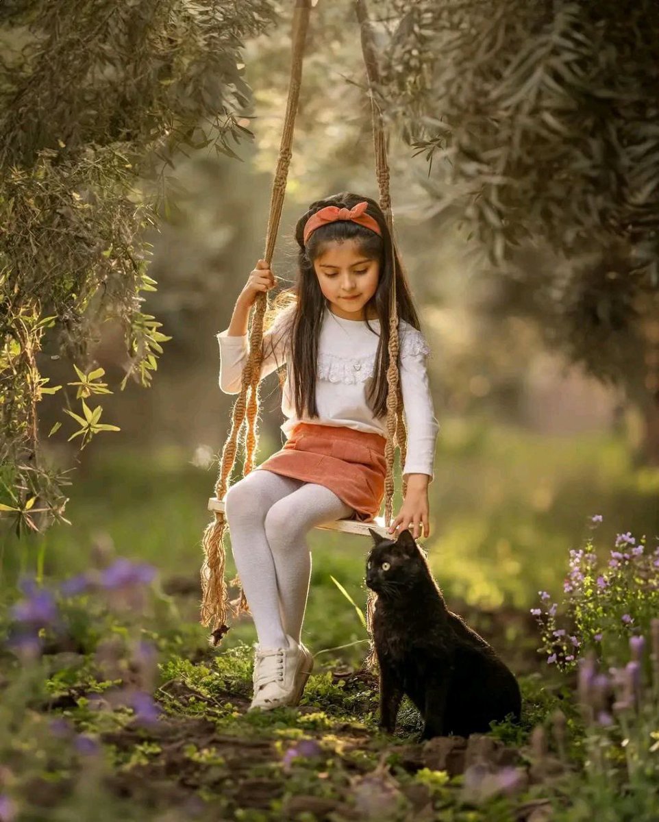 ❀𓆩•҉᭄𓆪❥
#مساء_الخيرᅠ 

❥
       
            ❥

كم هي نعمة أن يمتلك 
الإنسانُ إنسانًا يُمكنه
 التنقّل معه في الشعور 
   والفِكر…….

❥
           ❥

________ ♥️
                   _________