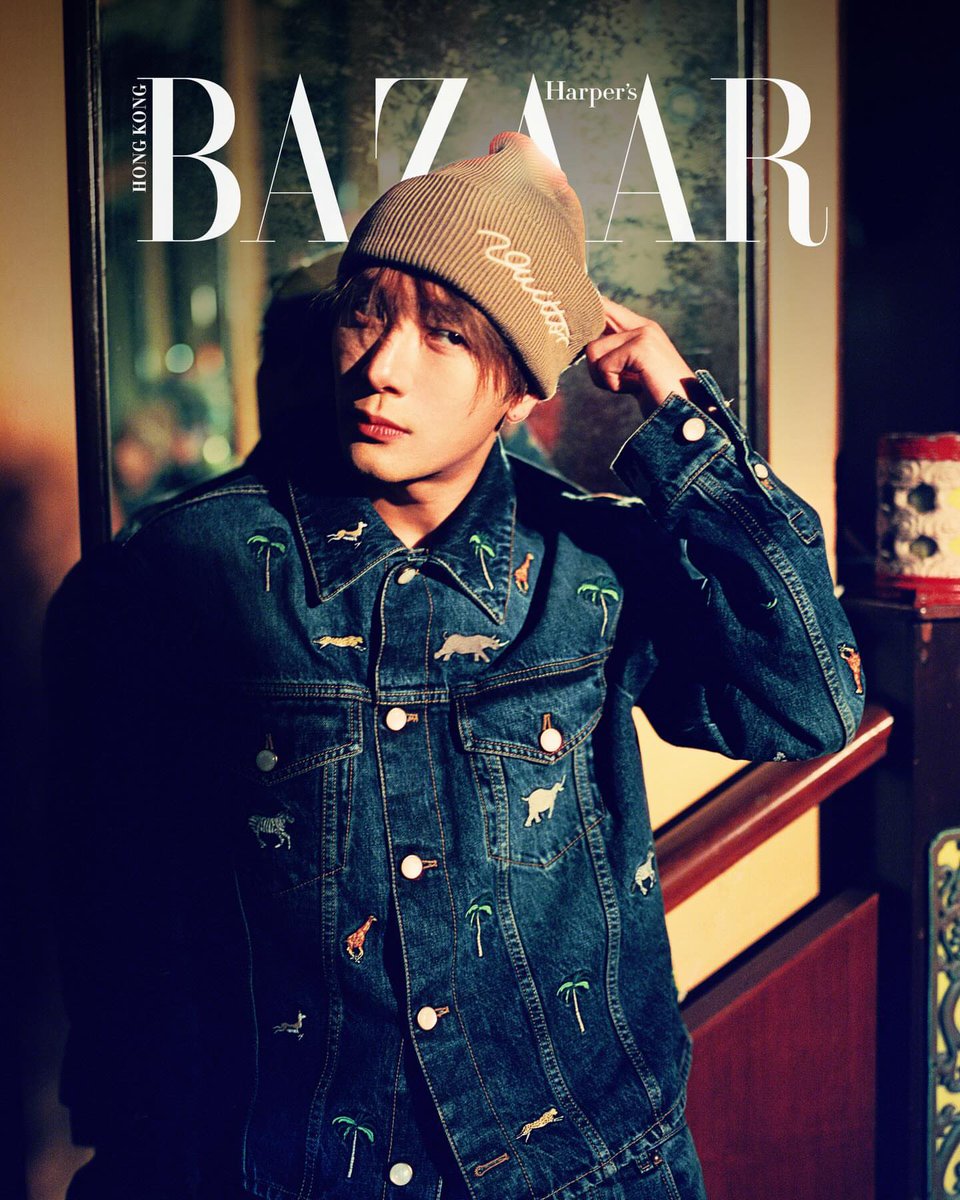 Jackson in famous HK magazines cover first ever this is awesome 🔥😍
劲🔥
#JacksonWang