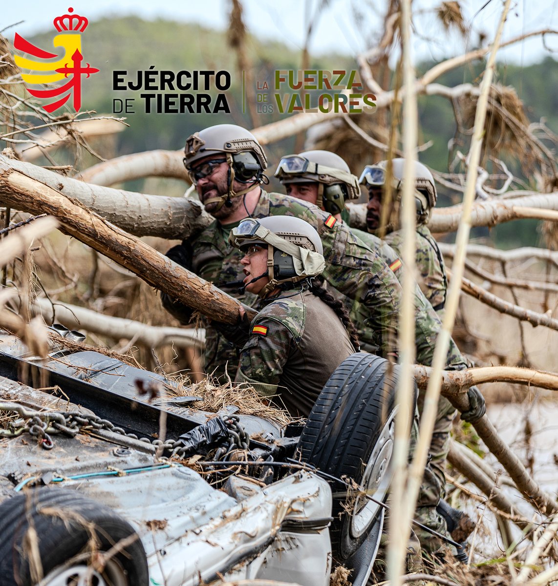 Soy #soldado del   #EjércitodeTierra español, sirvo a España y estos son mis Valores:Amor a la Patria | Compañerismo | Disciplina | Ejemplaridad | Espíritu de Sacrificio | Espíritu de Servicio | Excelencia profesional |  blgs.co/zPT4jU