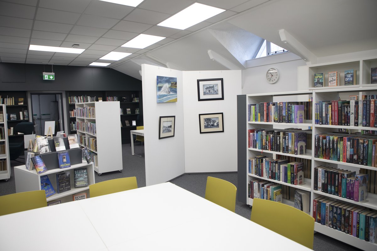 A recent library installation near the North Coast.  A beautiful space that works for both users and staff...

#interiors #furniture #fitout