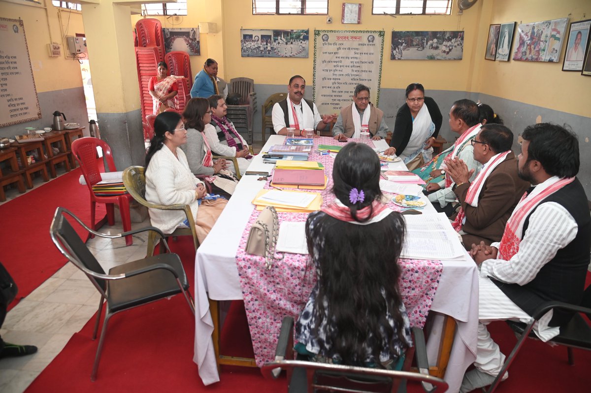 গুৱাহাটীৰ অসম প্ৰকাশন ভাৰতীৰ সভাগৃহত আজিৰে পৰা ৩ দিনীয়া কাৰ্যসূচীৰে উত্তৰ-পূৰ্বাঞ্চলৰ নিকেতনসমূহৰ 'উৎকৰ্ষ মহোৎসৱ'ৰ শুভাৰম্ভ কৰা হয়।উক্ত অনুষ্ঠানত বিদ্যা ভাৰতী অখিল ভাৰতীয় মহামন্ত্ৰী দেশৰাজ শৰ্মা আৰু সহ-সংগঠন মন্ত্ৰী শ্ৰীৰাম আৰাৱকাৰ জীৰ লগতে বহু গণ্য-মান্য ব্যক্তি উপস্থিত থাকে।