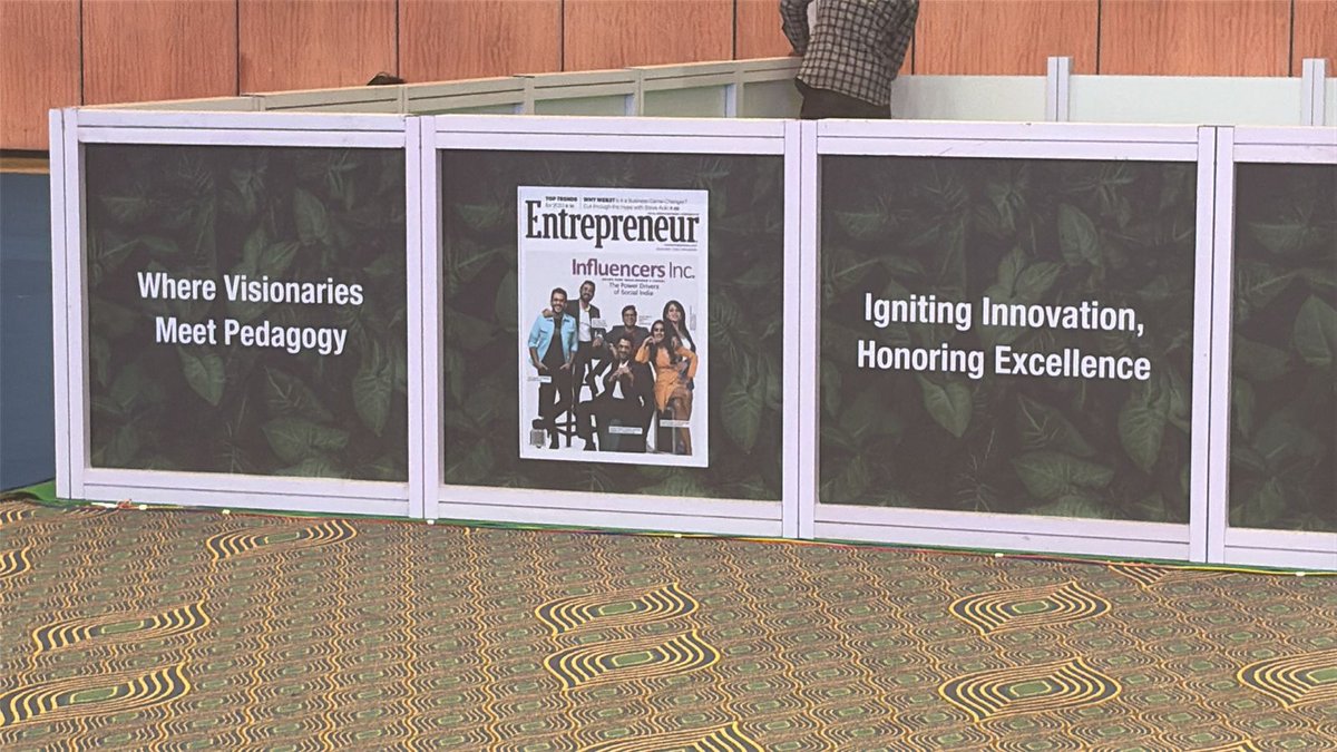 EntrepreneurAPJ's tweet image. #IndianStartupAwards2026

The stage is set and the energy is electric! From bold ideas to big wins, tonight we celebrate the entrepreneurs shaping India’s future. The evening has just begun!

#EntrepreneurIndia #StartupEcosystem #InnovationLeadership #StartupIndia