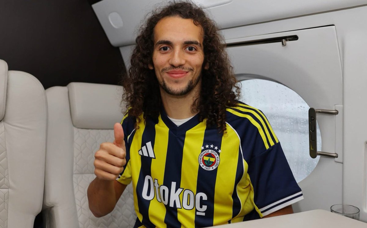 _BeFootball's tweet photo. 🚨 𝗙𝗘𝗡𝗘𝗥𝗕𝗔𝗛𝗖̧𝗘 🇹🇷 𝗦’𝗢𝗙𝗙𝗥𝗘 𝟯 𝗙𝗥𝗔𝗡𝗖̧𝗔𝗜𝗦 𝗘𝗡 𝗨𝗡 𝗠𝗘𝗥𝗖𝗔𝗧𝗢 ! 🇫🇷💙💛

✅🇫🇷 Guendouzi (𝟮𝟴 𝗠€)
✅🇫🇷 Chérif (𝟮𝟱 𝗠€)
✅🇫🇷 Kanté (𝗹𝗶𝗯𝗿𝗲) https://t.co/UCBvOj3Nxx