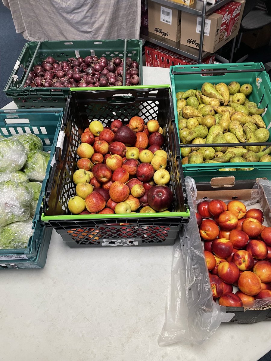 mediacityhub's tweet photo. Our Community Food Store is OPEN today. Feel free to come anytime between 10am-2pm! #ordsall #salfordcommunity https://t.co/r4fC1yjz47