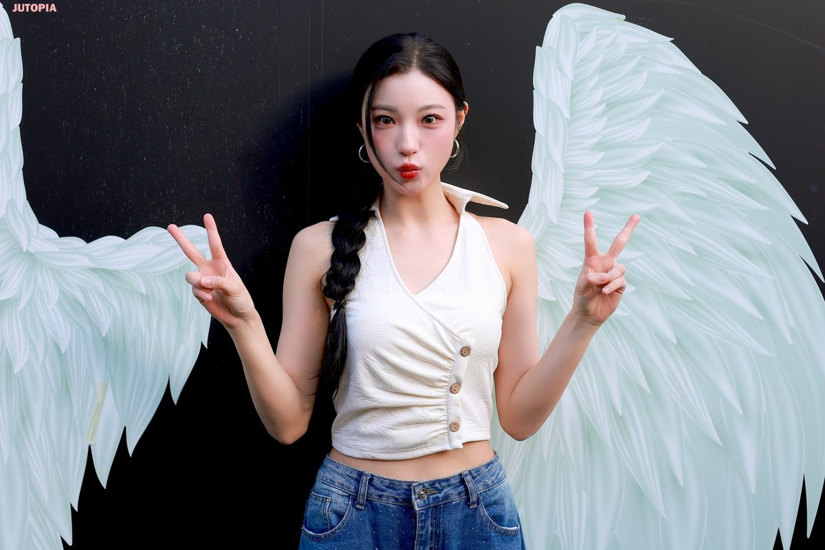 260131 🪽

#아이칠린 #ICHILLIN #예주 #YEJU #봐도봐도예쀼_와쮸