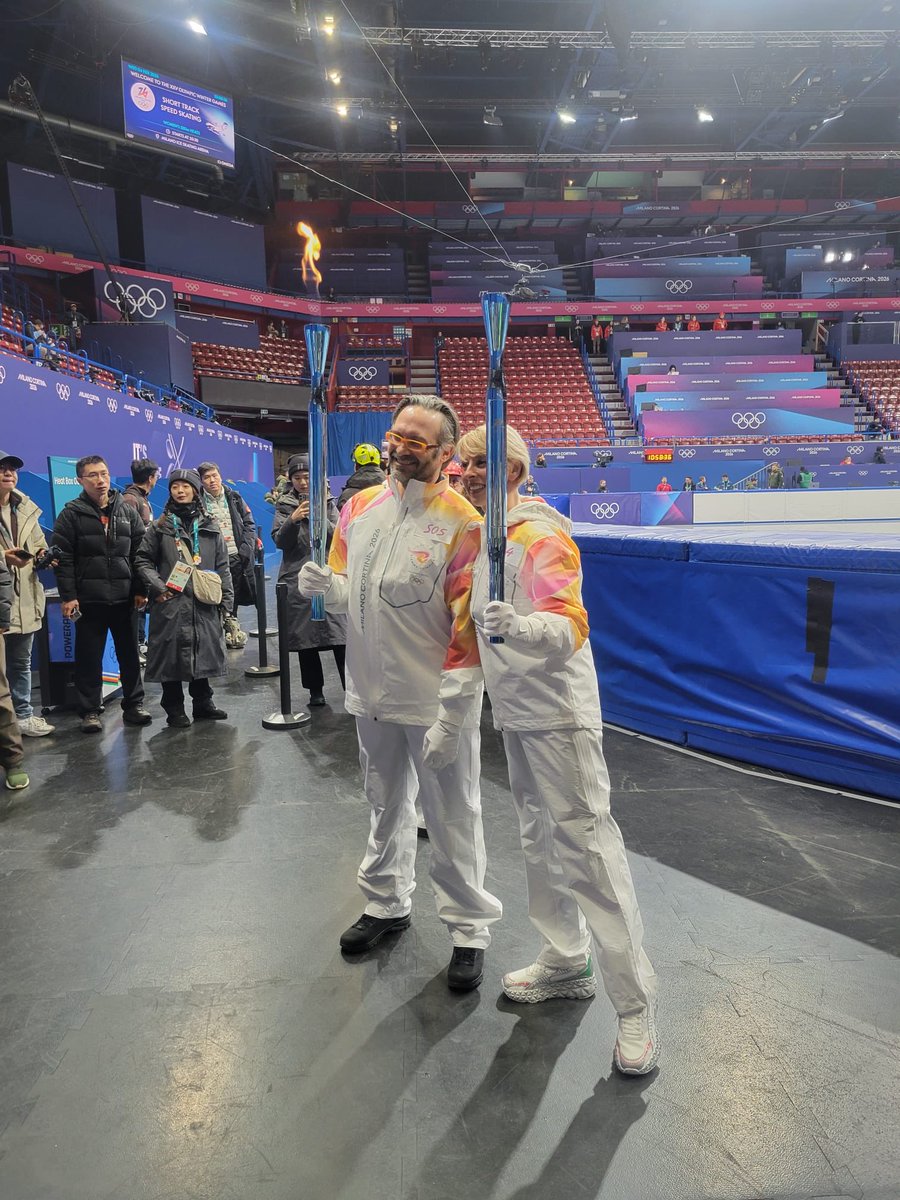 ISU_Figure's tweet photo. 🔥✨ SHOWTIME energy unlocked.

The Olympic Flame has arrived at Milano Ice Skating Arena, and Italian Ice Dance coaches coming together makes it even more special.

History in the making. Who’s ready? ⛸️

#FigureSkating #ISUShowtime #Olympics #MilanoCortina2026 https://t.co/gZWPTNYM1L