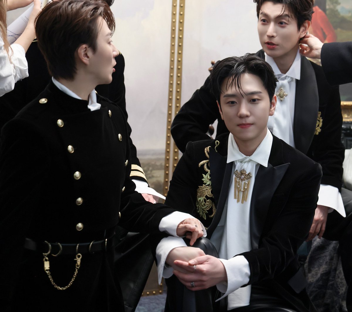 ㅋㅋㅋㅋㅋㅋㅋㅋㅋㅋㅋㅋㅋㅋㅋ 기빨리고 있는 i
비하에서도 보이냐곸ㅋㅋㅋㅋㅋㅋㅋㅋㅋㅋㅋㅋ