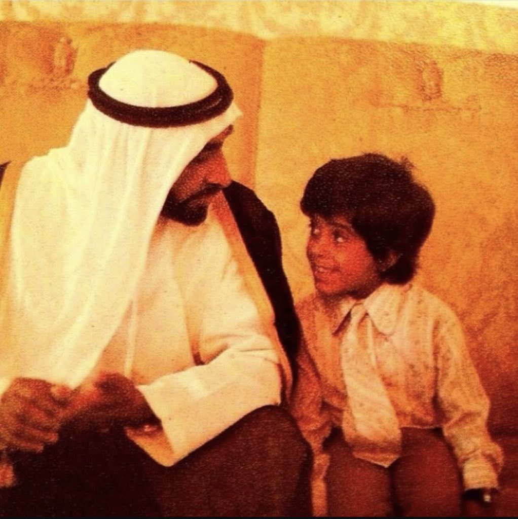 N63's tweet image. اللهمّ إنه أكرَمنَا فالدّنيا ، فأكرمهُ في جِوارِك..

#زايد_بن_سلطان_آل_نهيان