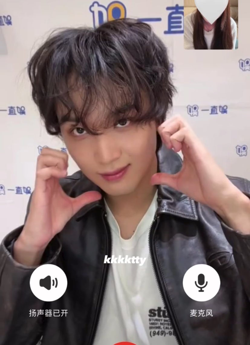 ><