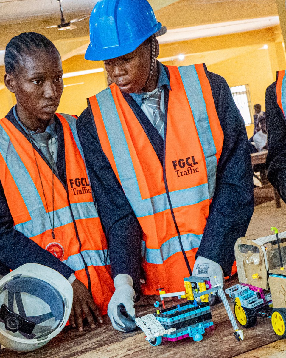 Coderina.Org tweet media