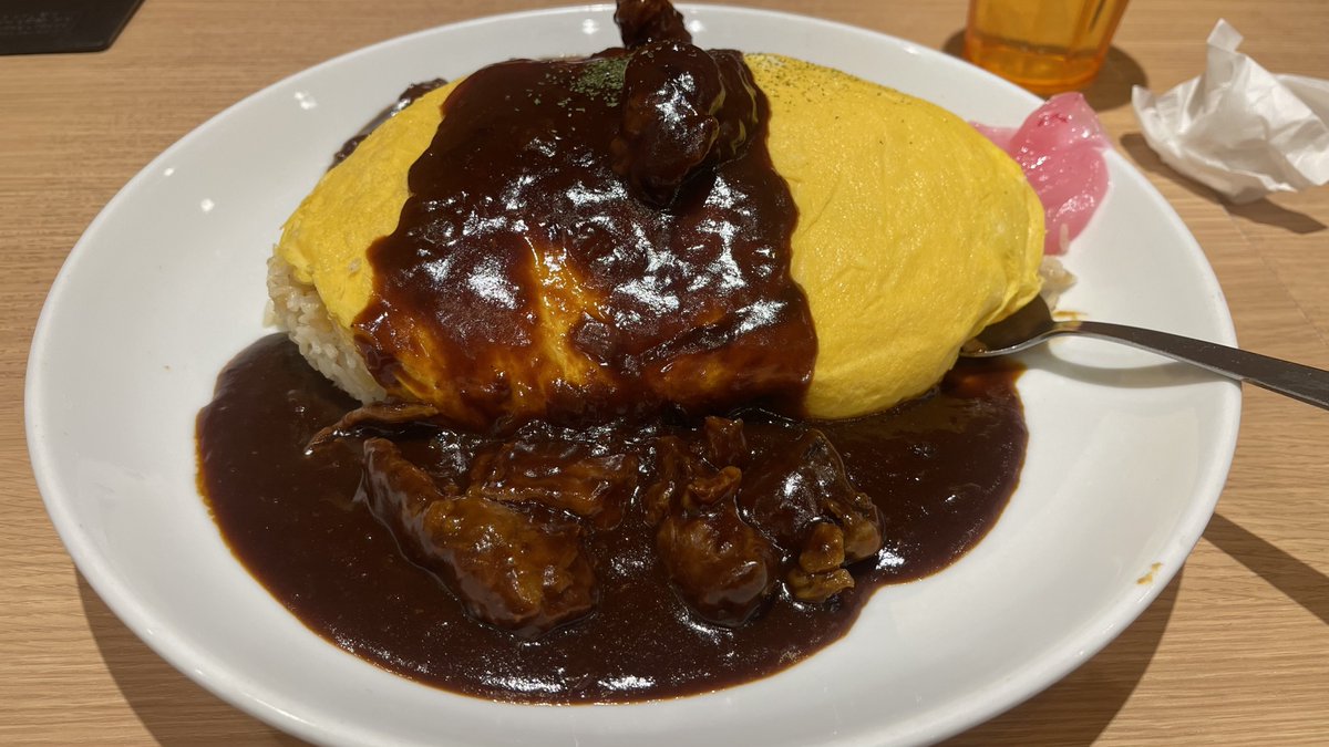 9Hsa's tweet photo. そしてイオンにまた食べに来てしまった https://t.co/jVpImHv1XK