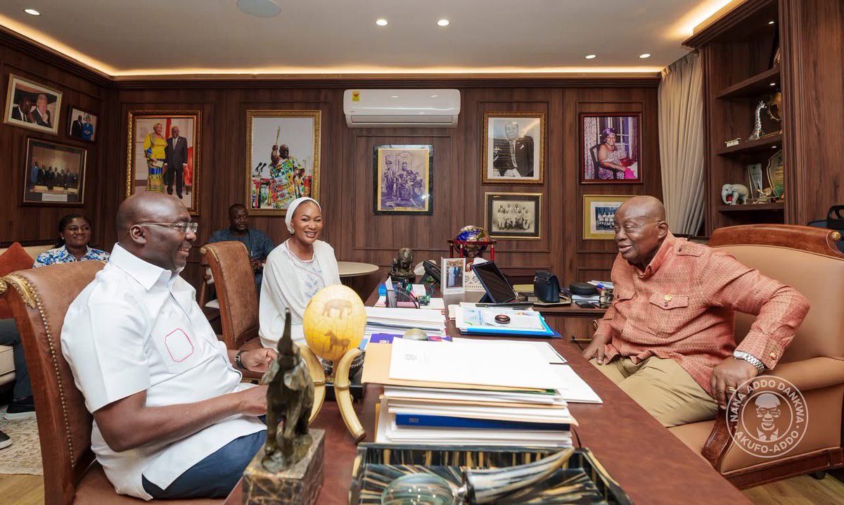 NAkufoAddo's tweet image. Newly-minted flagbearer of our great party, Dr. Mahamudu Bawumia and his spouse, @SBawumiaonX, paid a courtesy call on me yesterday, 3rd February, 2026. 

Eighteen years ago, I chose Dr. @MBawumia as my running mate. We stood side by side through four elections. I know his mind,…