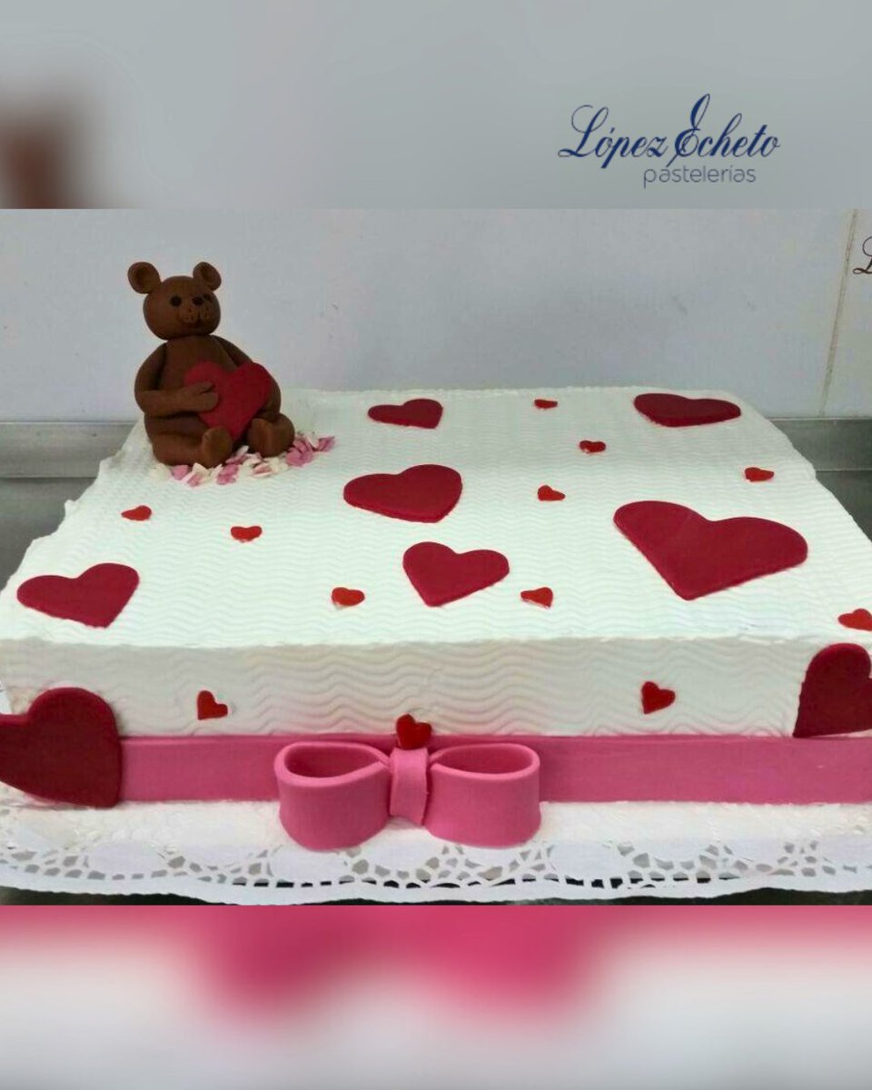 Se acerca San Valentín, ¡y es el momento perfecto para celebrar con una tarta para este día tan especial!

➡️ Encarga tu tarta personalizada a través del teléfono 📲 922 250 629, el email 📩 encargos@lopezecheto.com o el formulario web en 💻 lopezecheto.com
