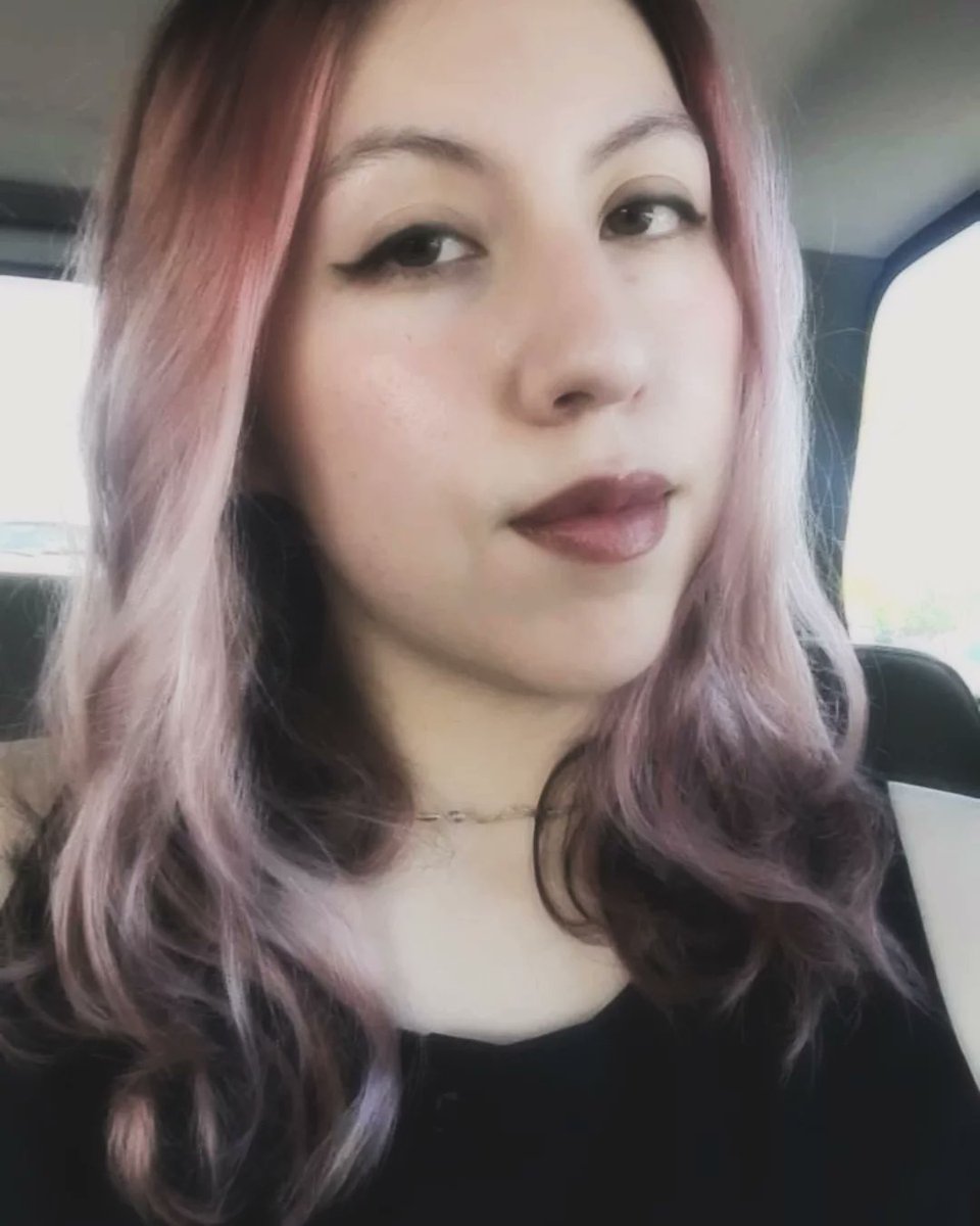 ericca_thequeen's tweet photo. ৻ꪆ Hi, I'm Ericca (she/her)৻ꪆ

❦.Goth&amp; Alt Girlie
❦.Writer &amp; Artist  ๋࣭⭑90's Latina
❦.Horror | Halloween | Macabre
❦.Alt music| 📚| Webcomics
❦.Sfw, but also nsfw  ๋࣭⭑
❦.Vampires৻ꪆ

☆21+ /MDNI

 #promotwt #writertwt #gothtwt 

⊹ ♡/↻ for moots  ⊹ https://t.co/cueX9Dx7nL