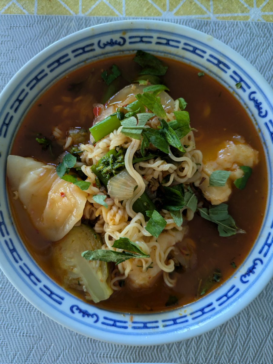 Hot prawn dumpling soup.🌶️🌶️🌶️