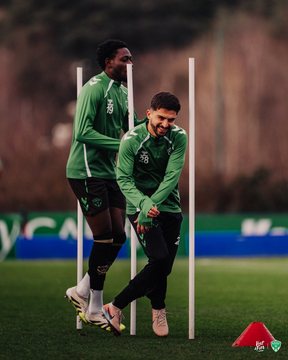 AS Saint-Étienne tweet media