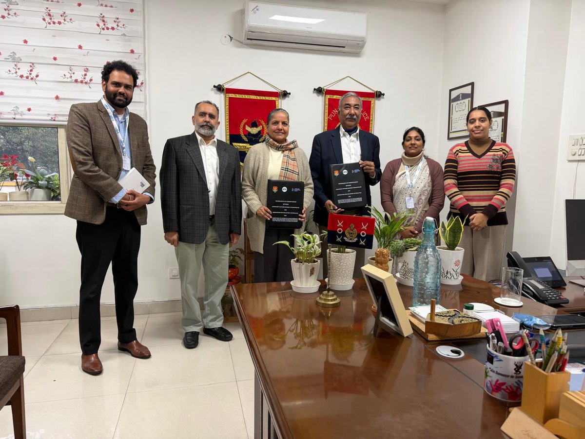 AVAIndia tweet media