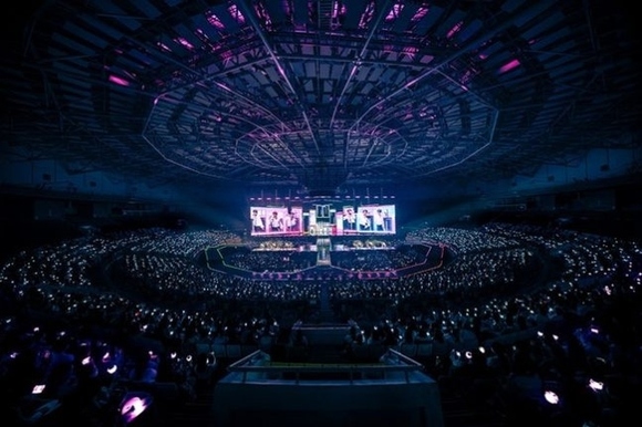 Kstyle_news's tweet image. MONSTA X、I․Mの入隊控え…ワールドツアーのソウル公演が大盛況💫

ヒット曲＆ソロ曲ステージにファン熱狂🔥
kstyle.com/article.ksn?ar…

#MONSTA_X #몬스타엑스