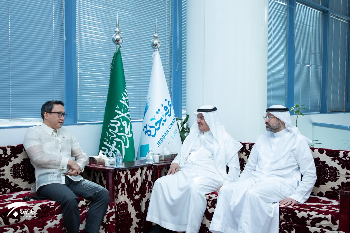 غرفة جدة tweet media