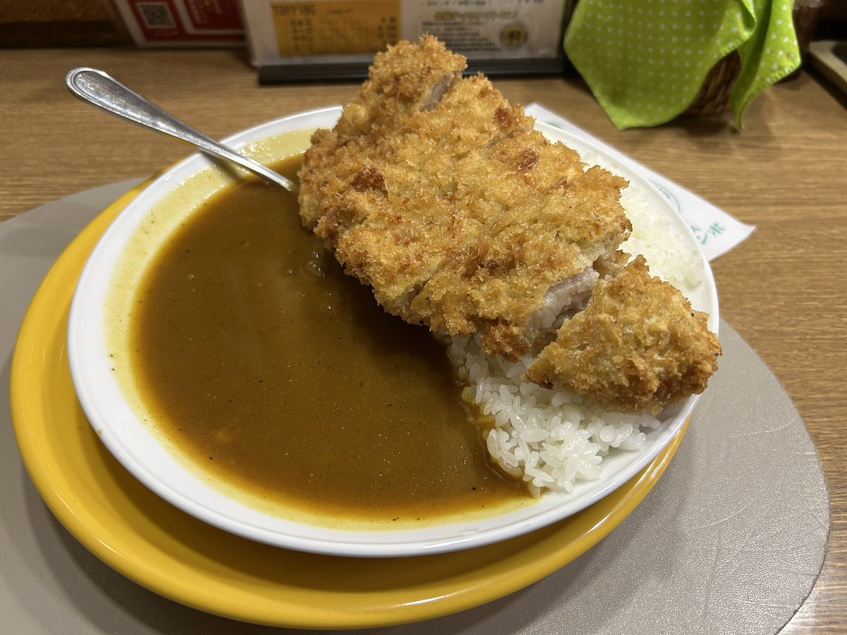 monochro1110's tweet photo. 久々のコロンボおいしかった🍛 https://t.co/VQrKSDV9jL