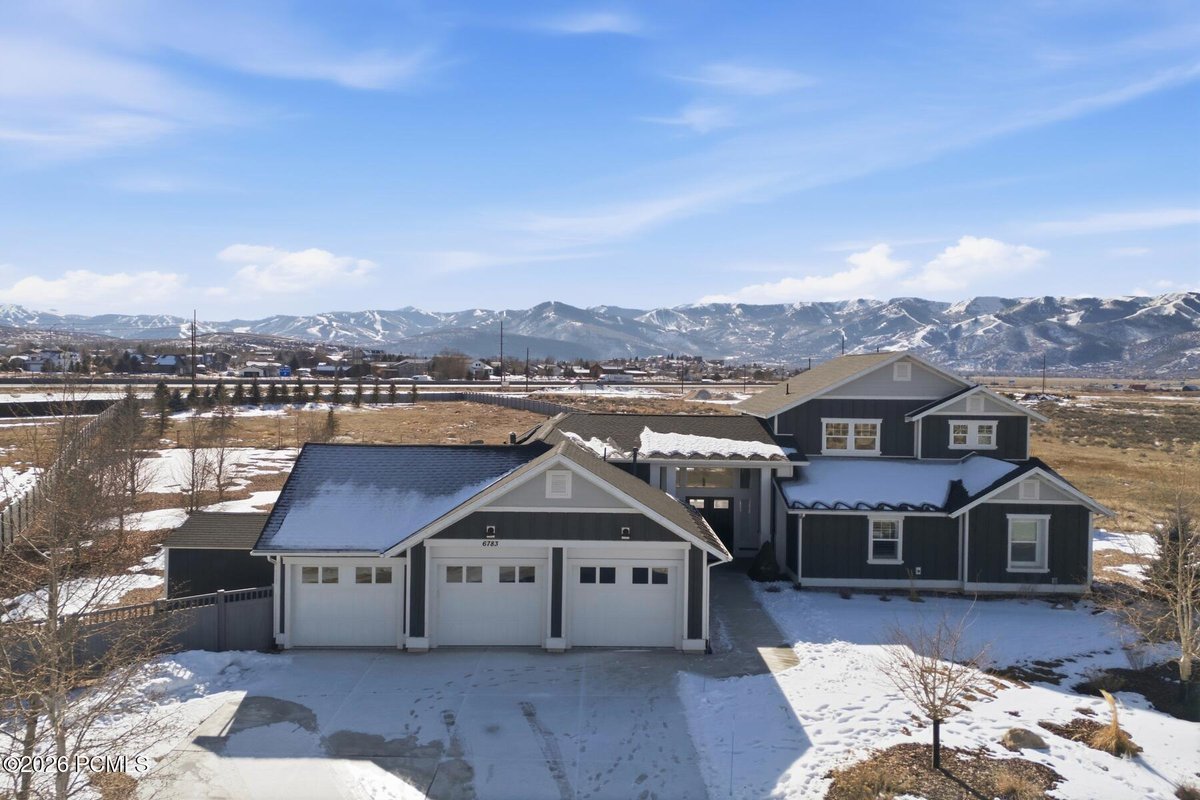 annacrabtree's tweet photo. 6783 N Greenfield Drive, Park City, UT, 84098
4 bed | 4 bath 3675 Sq. Ft.
Active | 1999999
https://t.co/4rP3tvHL2C
Welcome home to a refined mountain retreat with panoramic views! Perfectly positioned within the Park City School District, this exceptional home captures... https://t.co/XxbcfRZGoJ