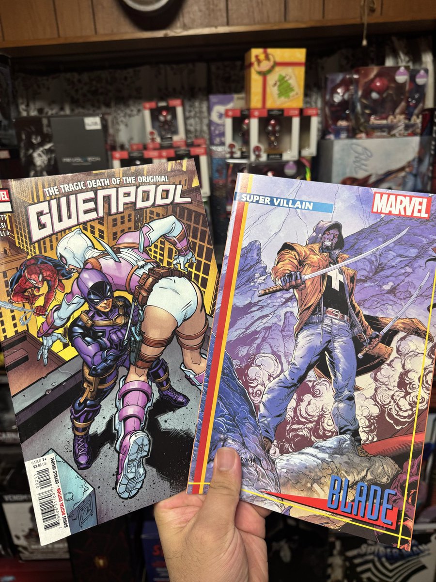 またアメコミ お得ランダム10冊を 購入しちゃいました。 ちょっと良