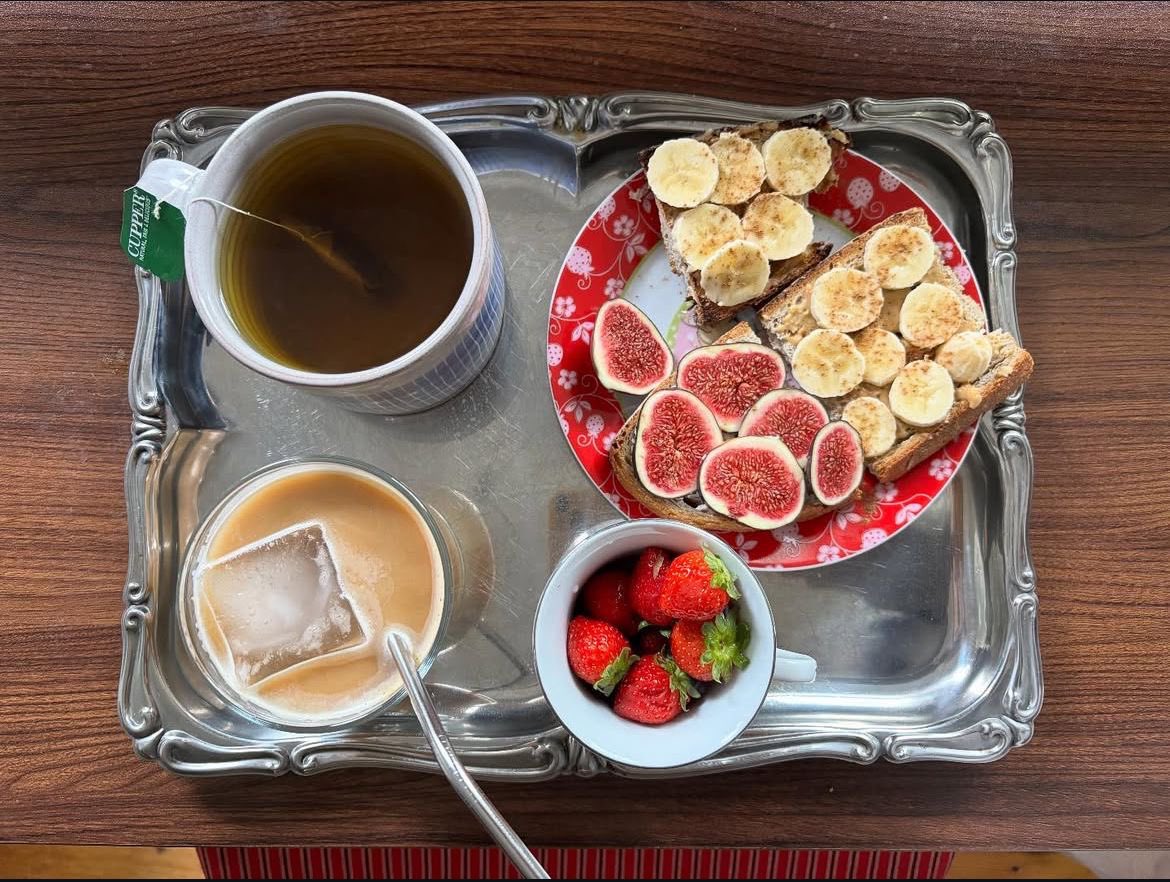 softparisian's tweet photo. breakfast tray https://t.co/ah0NOD6GJX