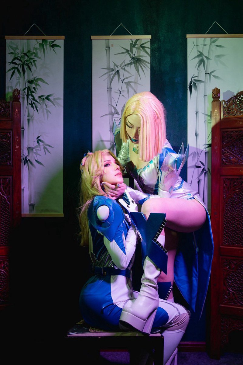 I can’t stop thinking about you…
You’re always on my mind, beautiful.

Sue Storm × Emma Frost
Marvel Rivals

Kureha &amp; Vega 💙✨

📷<a href="/eisuke_movie/">📸映透🎥</a> 

#MarvelRivals #cosplay #yuricosplay #scifi #heroes