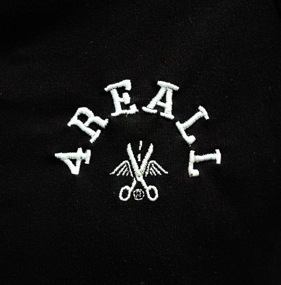 S.amplement tweet media