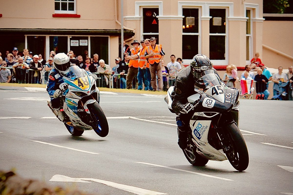 CocksyIOM tweet media