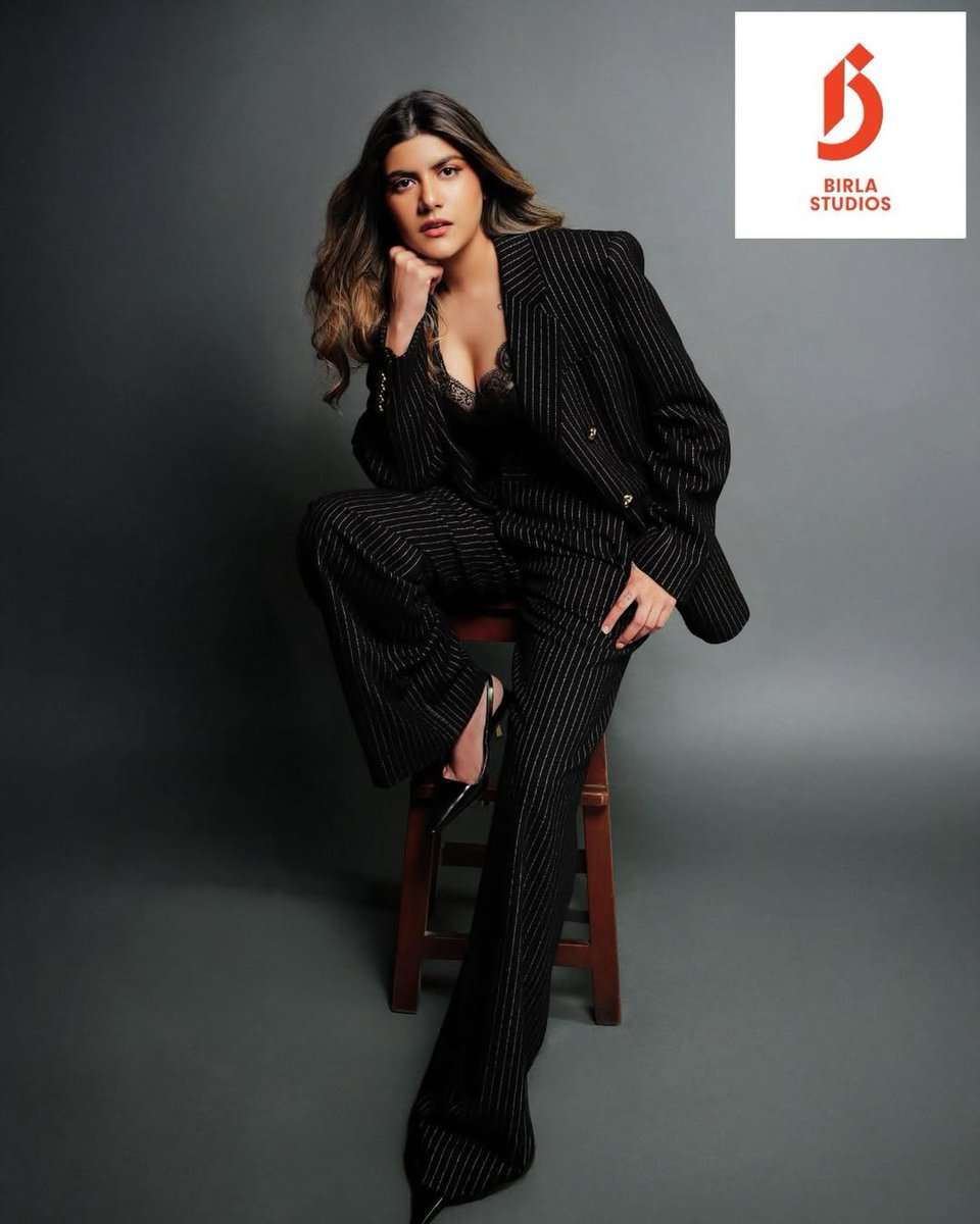 ZoomTV's tweet image. A new force in cinema
Ananya Birla starts a new powerful chapter, unveils #BirlaStudios, built to champion culturally relevant stories with prestige and mass appeal.
With a multi-language slate and international ambitions, the studio positions itself as a new power shaping the