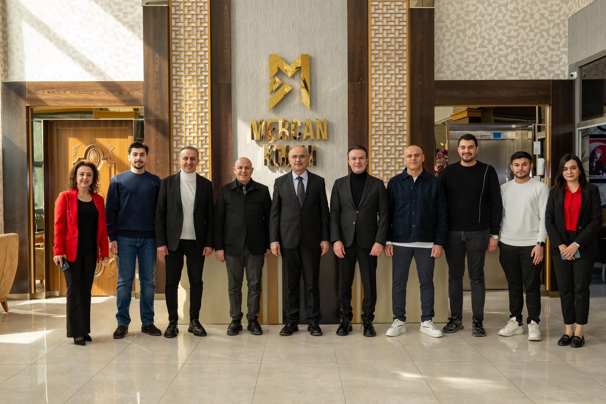 Mercan Koleji Malatya Kampüsümüze yapmış olduğu nazik ziyaretlerinden dolayı Malatya Büyükşehir Belediye Başkanımız Sayın Sami Er Başkanımıza Teşekkür ederiz. <a href="/samiermbb/">Sami Er</a> <a href="/MalatyaBelTr/">Malatya Büyükşehir Belediyesi</a> <a href="/MercanKoleji/">Mercan Koleji</a>