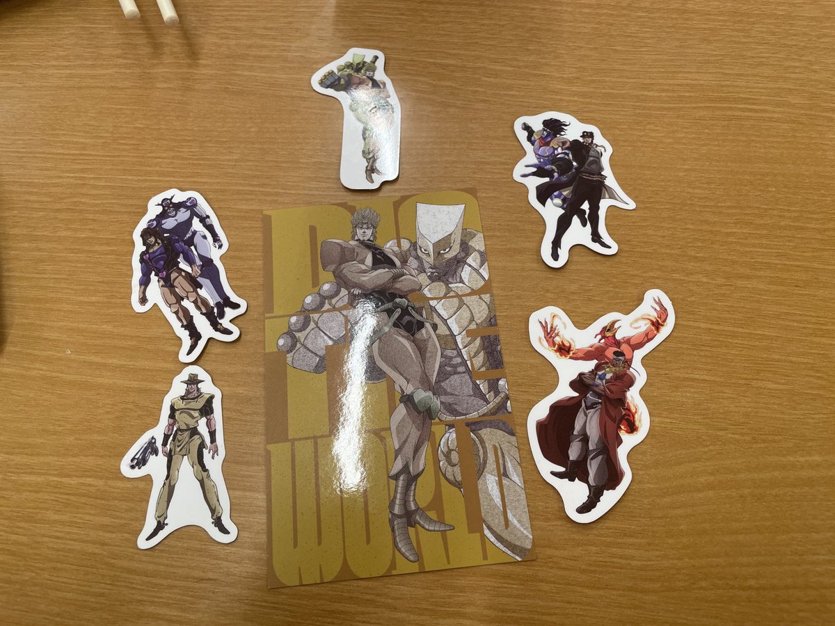 panic_kaiware's tweet image. プレート承太郎被りだったけど、集合のが当たったから満足( ¯﹀¯ )