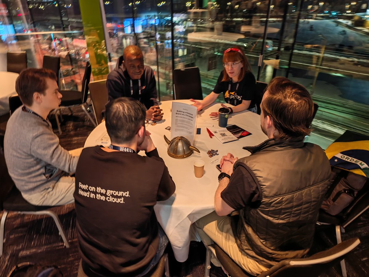 Payara_Fish's tweet photo. 💙 JFokus 2026 Day 1 Highlights

Day one at JFokus was packed with great conversations, community energy, and some memorable moments.

Dominika Tasarz-Sochacka and Luqman hosted a mentoring session at the Mentorship Hub focused on building a personal brand as a developer. The format was simple and effective: small groups, open discussion, and honest exchanges around real challenges developers face today.

If you’re back at JFokus today, come and say hello at the joint Payara and Azul booth upstairs. You still have time until 2:30pm to enter our raffle for a chance to win a LEGO Formula 1 set 🏎️

And if you’re sticking around until the end, don’t miss Dominika’s short session on personal branding for developers.

#JFokus #JFokus2026 #DeveloperCommunity #Mentorship #Java #Payara #Azul
