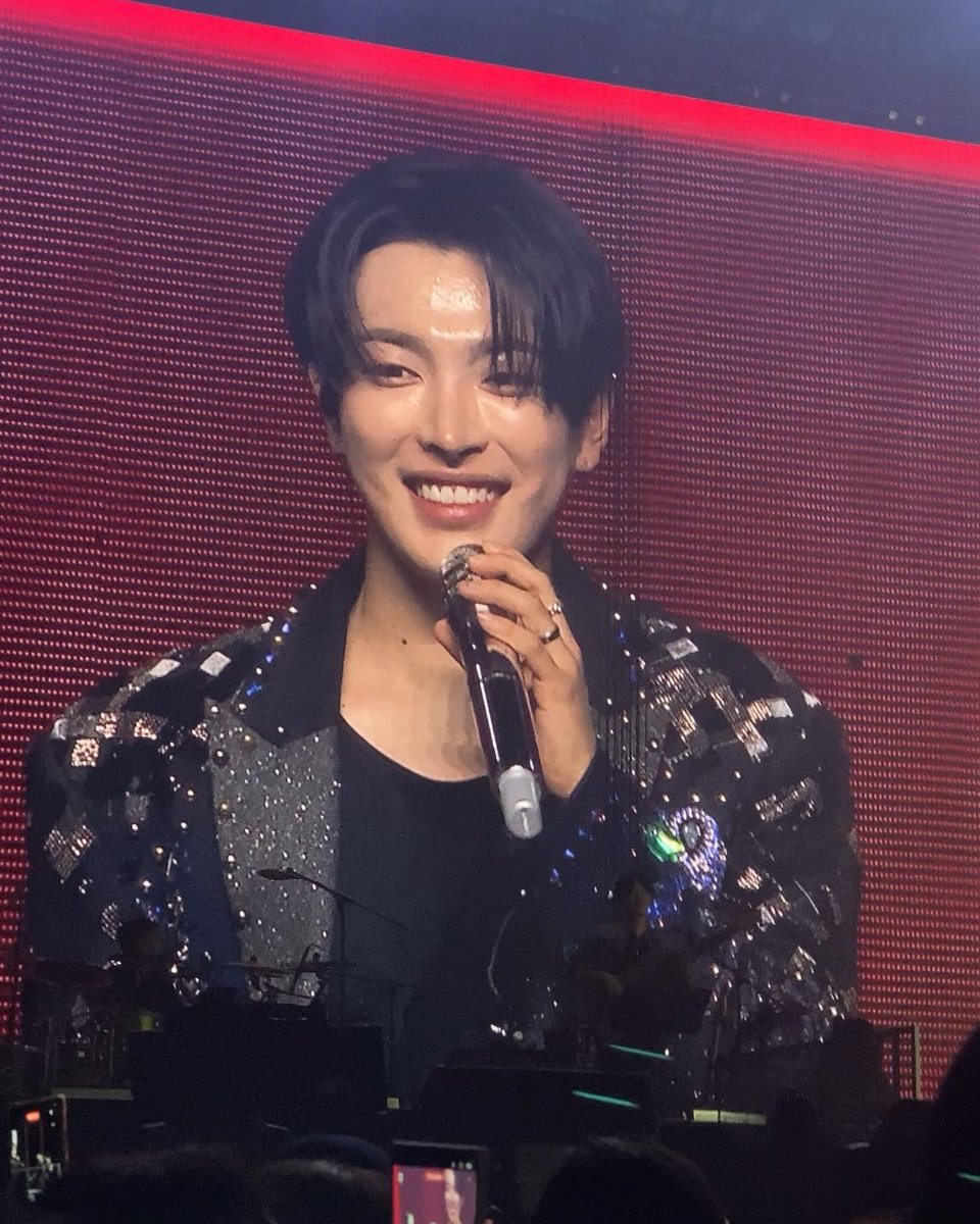 aru ❤️‍🩹 tweet media