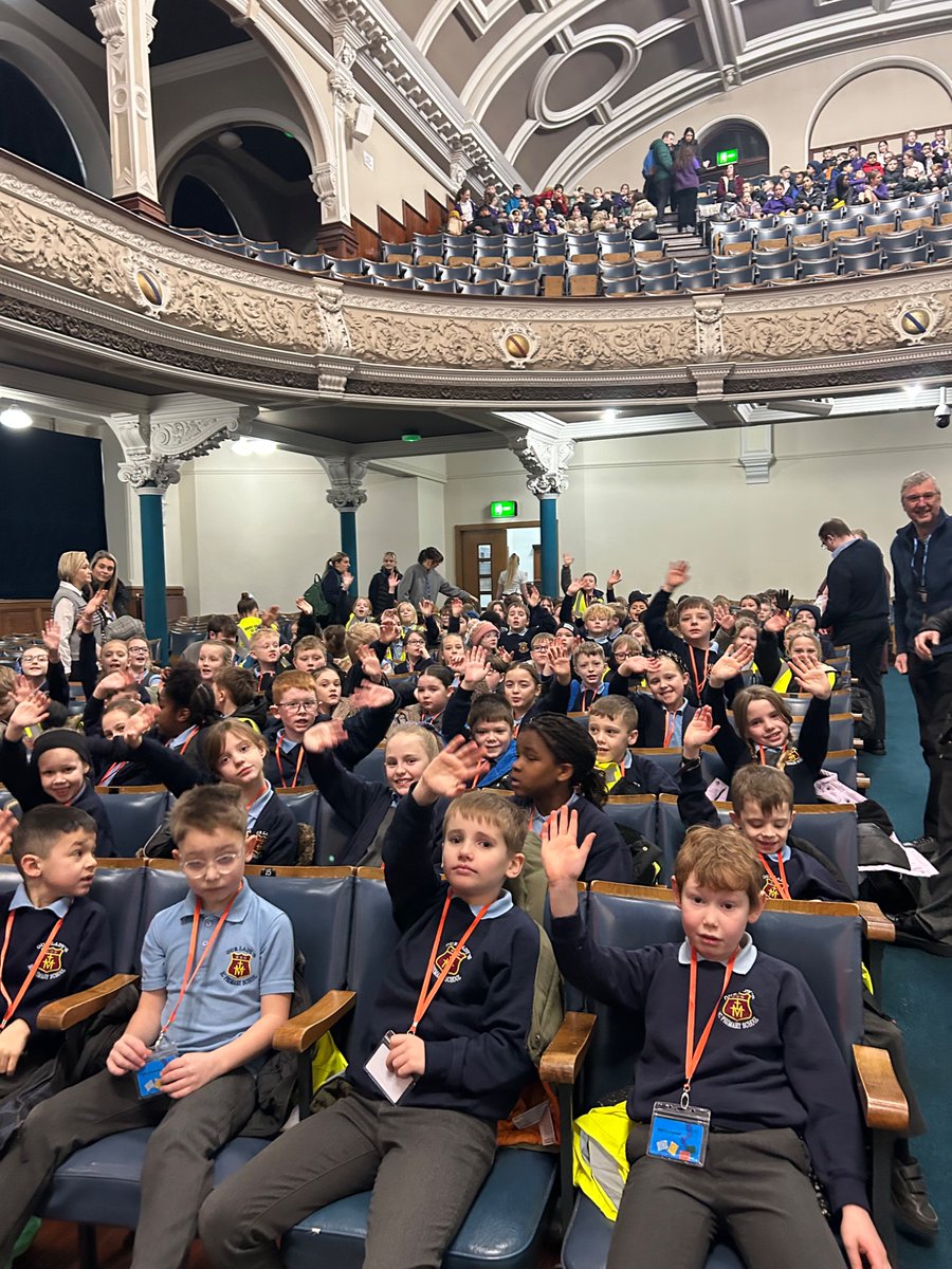 mrspyear4's tweet photo. KS2 are at our Music Event: Finish This. We are all warmed up and ready to listen to our compositions. #ourladysmusic @OURLADYSASPULL https://t.co/Drj5c5IQ5K