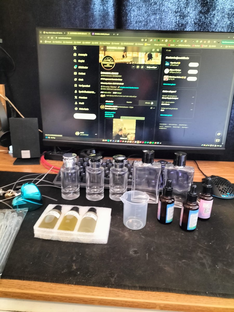 Esanslarım şişelerim sapasağlam geldi.KALPLİ ŞİŞE HEDİYENİZ İÇİN TEŞEKKÜRLER.Eps esansı ilk defa deniyorum daha açarken buram buram kokuyor hemen yapıma başladım.TEŞEKKÜRLER <a href="/istanbulesans/">İSTANBUL ESANS</a> <a href="/fatihozalay/">Fatih Özalay</a>