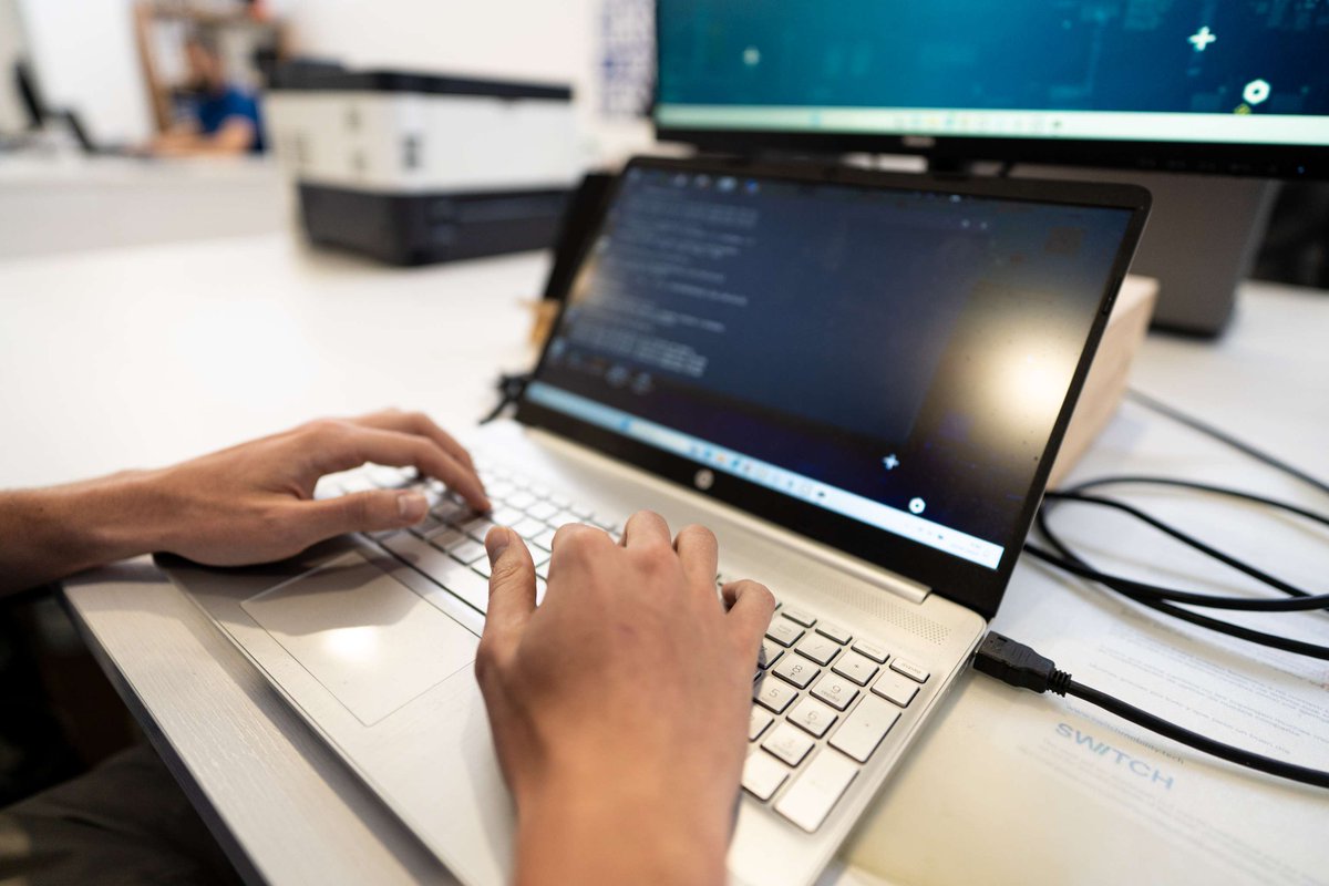 NETHIVE CONSULTING tweet media